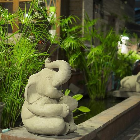 Grace Boutique House Hotel เชียงใหม่ ภายนอก รูปภาพ